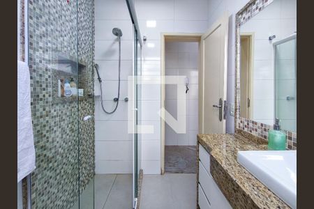 Apartamento à venda com 145m², 2 quartos e 1 vagaBanheiro Corredor