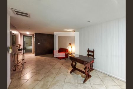 Apartamento à venda com 145m², 2 quartos e 1 vagaFachada e portaria