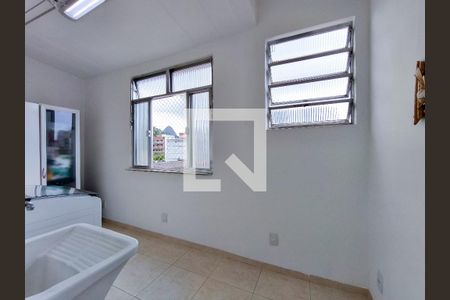 Apartamento à venda com 145m², 2 quartos e 1 vagaÁrea de Serviço