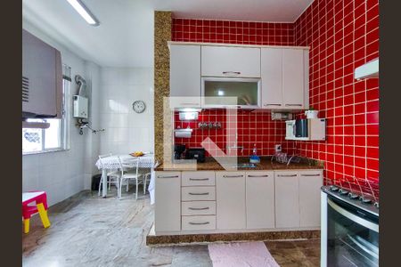 Apartamento à venda com 145m², 2 quartos e 1 vagaCozinha