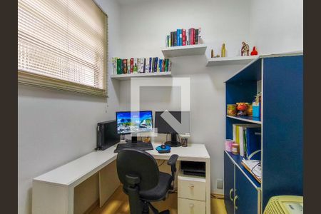 Apartamento à venda com 145m², 2 quartos e 1 vagaQuarto de Serviço