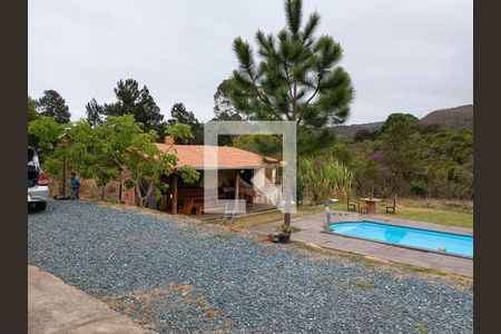 Casa de condomínio à venda com 130m², 3 quartos e 2 vagasPiscina
