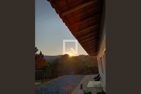 Casa de condomínio à venda com 130m², 3 quartos e 2 vagasÁrea Externa