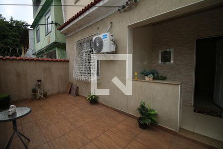 Casa à venda com 103m², 2 quartos e 1 vagaQuintal