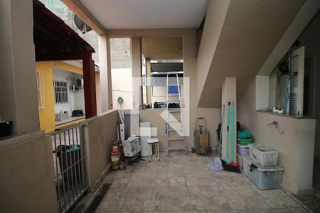 Casa à venda com 103m², 2 quartos e 1 vagaÁrea de Serviço