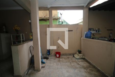 Casa à venda com 103m², 2 quartos e 1 vagaÁrea de Serviço