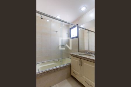 Apartamento à venda com 147m², 3 quartos e 3 vagasBanheiro do Quarto 1 - Suíte