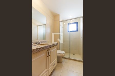 Apartamento à venda com 147m², 3 quartos e 3 vagasBanheiro do Quarto 3 - Suíte