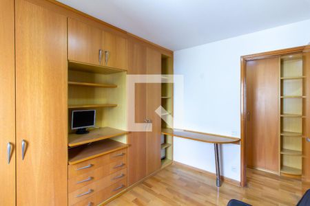 Apartamento à venda com 147m², 3 quartos e 3 vagasQuarto 2 