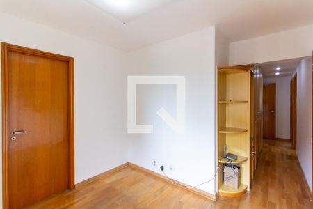 Apartamento à venda com 147m², 3 quartos e 3 vagasEscritório