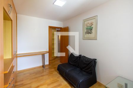 Apartamento à venda com 147m², 3 quartos e 3 vagasQuarto 2 