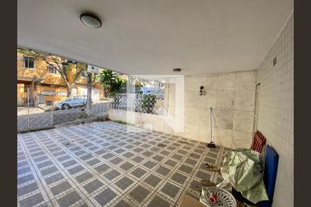 Casa à venda com 85m², 2 quartos e 2 vagas Casa à venda com 85m², 2 quartos e 2 vagasGaragem