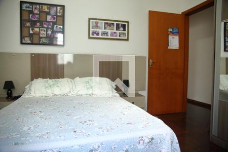 Casa à venda com 195m², 4 quartos e 3 vagasQuarto 3