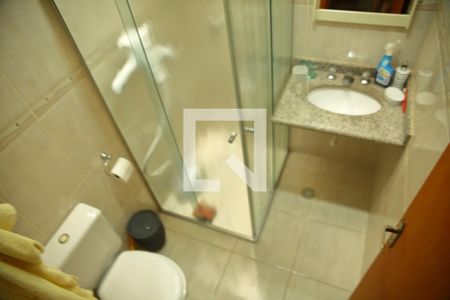 Casa à venda com 195m², 4 quartos e 3 vagasBanheiro Suíte 2