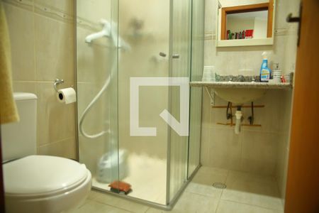 Casa à venda com 195m², 4 quartos e 3 vagasBanheiro Suíte 2