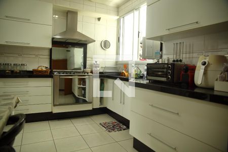 Casa à venda com 195m², 4 quartos e 3 vagasCozinha