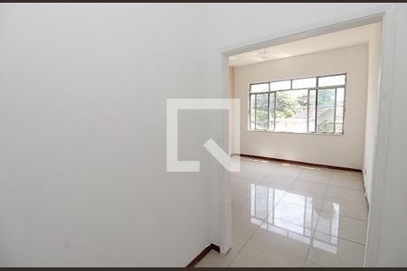 Hall de entrada de apartamento para alugar com 2 quartos, 81m² em Cascadura, Rio de Janeiro