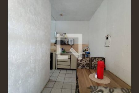 Casa à venda com 200m², 2 quartos e sem vaga Casa à venda com 200m², 2 quartos e sem vagaCozinha