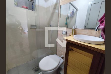 Casa à venda com 200m², 2 quartos e sem vaga Casa à venda com 200m², 2 quartos e sem vagabanheiro