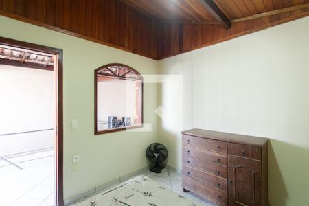 Casa à venda com 314m², 4 quartos e 2 vagasQuarto 4