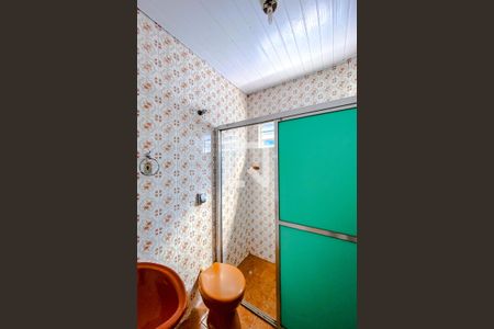 Casa à venda com 160m², 3 quartos e 1 vagaBanheiro