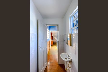 Casa à venda com 160m², 3 quartos e 1 vagaBanheiro 2