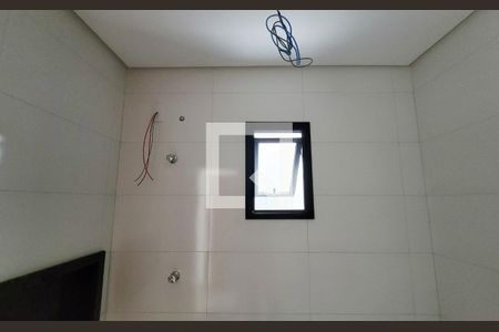 Casa à venda com 141m², 3 quartos e 2 vagas Casa à venda com 141m², 3 quartos e 2 vagasBanheiro da suíte