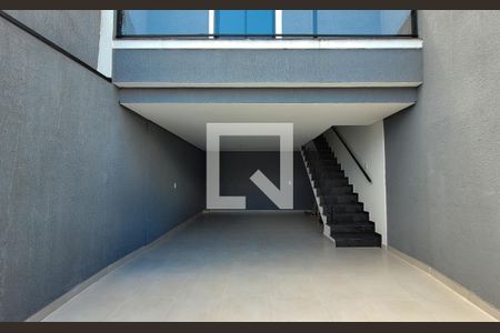 Casa à venda com 141m², 3 quartos e 2 vagas Casa à venda com 141m², 3 quartos e 2 vagasGaragem