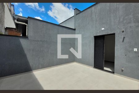 Casa à venda com 141m², 3 quartos e 2 vagas Casa à venda com 141m², 3 quartos e 2 vagasArea externa