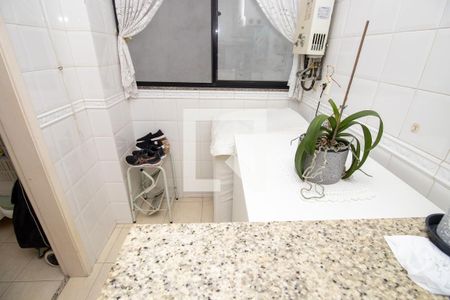 Apartamento à venda com 102m², 2 quartos e 2 vagasÁrea de Serviço