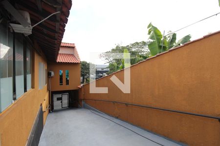 Casa à venda com 200m², 3 quartos e 2 vagasGaragem