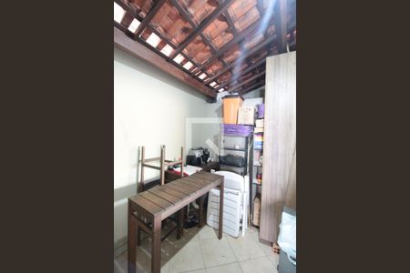 Casa à venda com 200m², 3 quartos e 2 vagasQuarto de Serviço