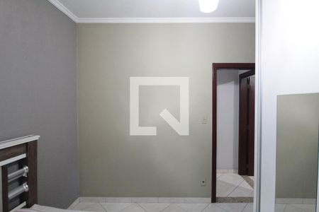 Casa à venda com 200m², 3 quartos e 2 vagasQuarto 2