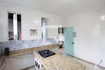 Casa à venda com 200m², 3 quartos e 2 vagasCozinha