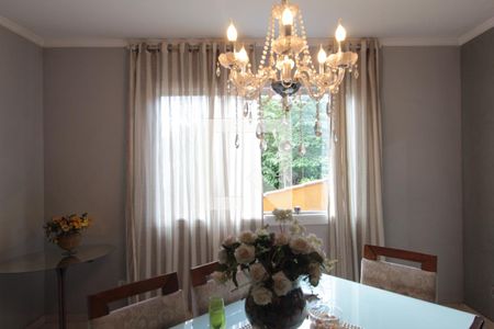 Casa à venda com 200m², 3 quartos e 2 vagasCopa