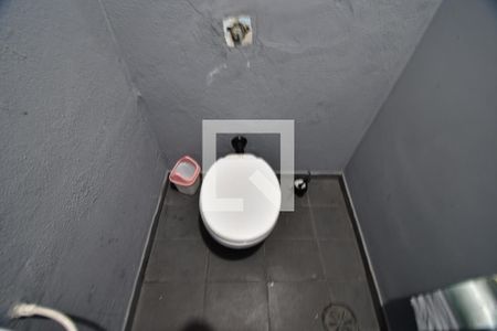 Casa à venda com 250m², 5 quartos e 4 vagasLavabo 2