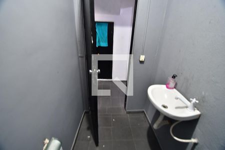 Casa à venda com 250m², 5 quartos e 4 vagasLavabo 2