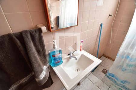 Casa à venda com 250m², 5 quartos e 4 vagasBanheiro 1