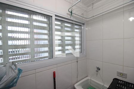 Apartamento à venda com 72m², 2 quartos e 1 vagaÁrea de Serviço