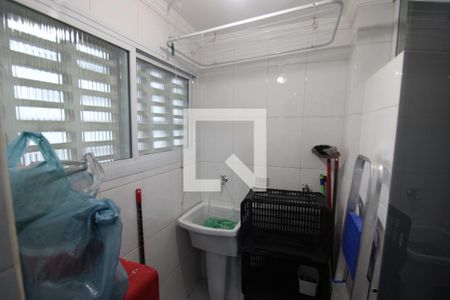 Apartamento à venda com 72m², 2 quartos e 1 vagaÁrea de Serviço