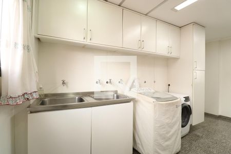 Apartamento à venda com 886m², 4 quartos e 6 vagasÁrea de Serviço