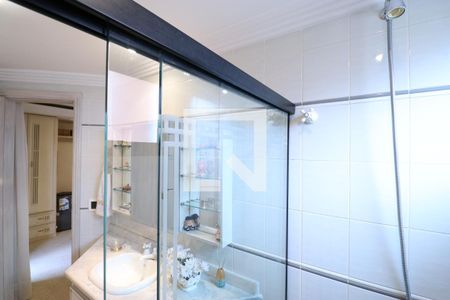 Apartamento à venda com 886m², 4 quartos e 6 vagasBanheiro da Suíte 2