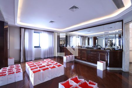 Apartamento à venda com 886m², 4 quartos e 6 vagasSala 3