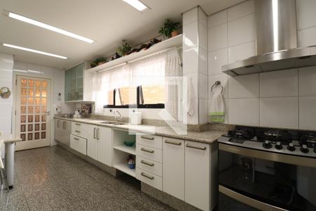 Apartamento à venda com 886m², 4 quartos e 6 vagasCozinha