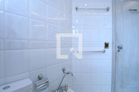 Apartamento à venda com 886m², 4 quartos e 6 vagasBanheiro 2 da Suíte 1