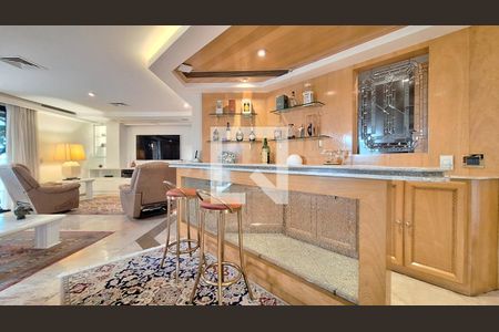 Apartamento à venda com 886m², 4 quartos e 6 vagasBar
