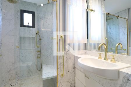 Apartamento à venda com 886m², 4 quartos e 6 vagasBanheiro da Suíte 3