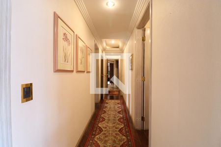 Apartamento à venda com 886m², 4 quartos e 6 vagasCorredor