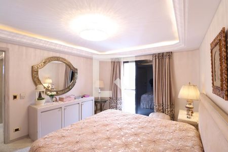 Apartamento à venda com 886m², 4 quartos e 6 vagasSuíte 1