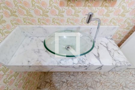 Casa à venda com 180m², 3 quartos e 3 vagasDetalhe - Banheiro